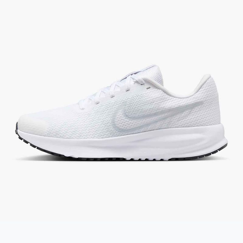 Кросівки для бігу жіночі Nike Run Defy white / pure platinum / black 2