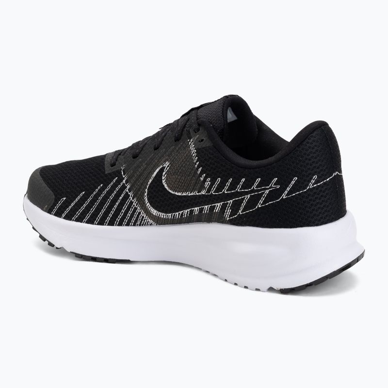 Кросівки для бігу чоловічі Nike Run Defy black/white 3