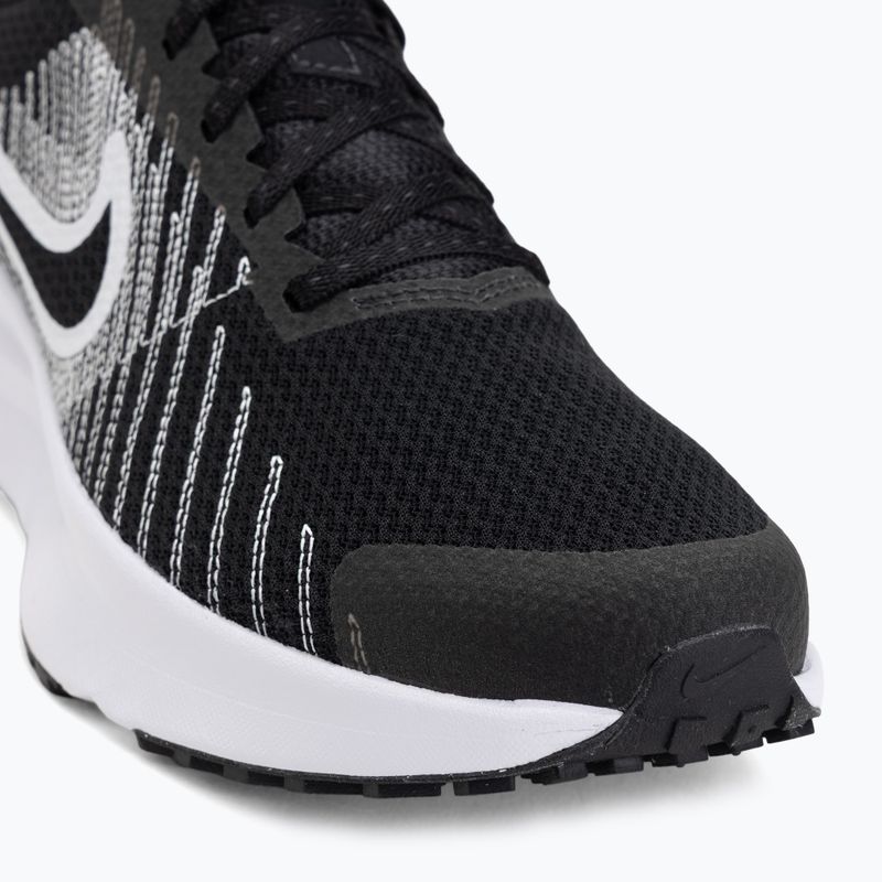 Кросівки для бігу чоловічі Nike Run Defy black/white 7