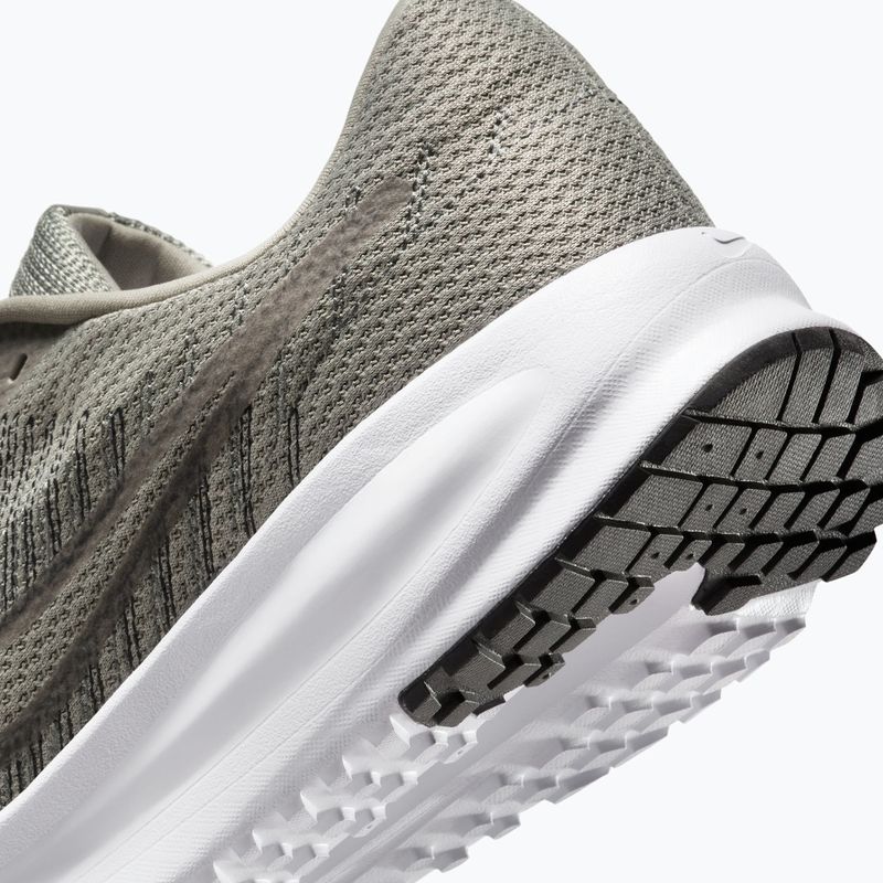 Кросівки для бігу чоловічі Nike Run Defy Light Army/Iron Grey/White/Black 8