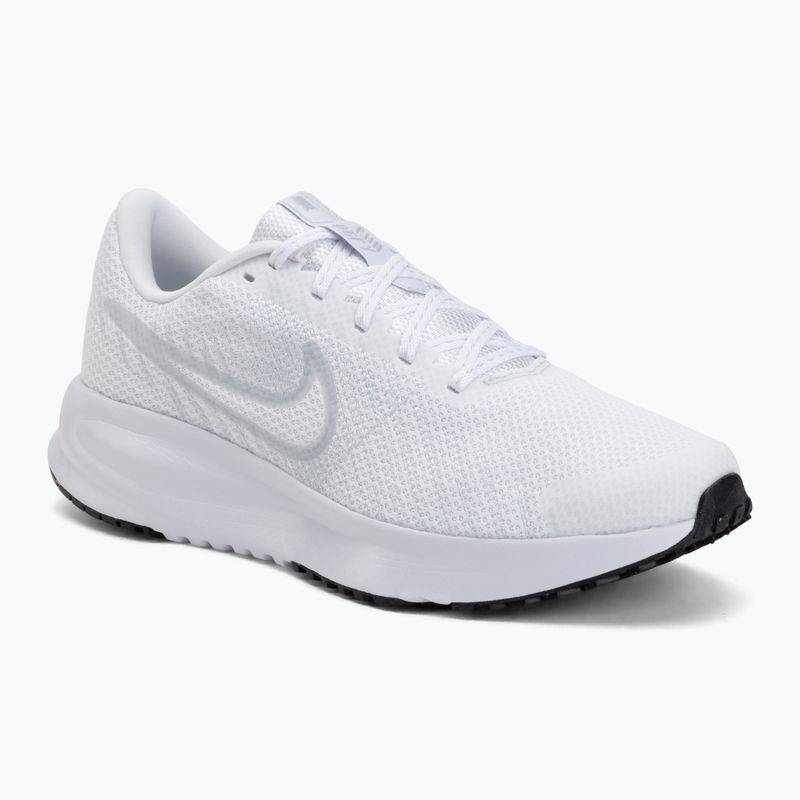 Кросівки для бігу чоловічі Nike Run Defy white/black/pure platinum