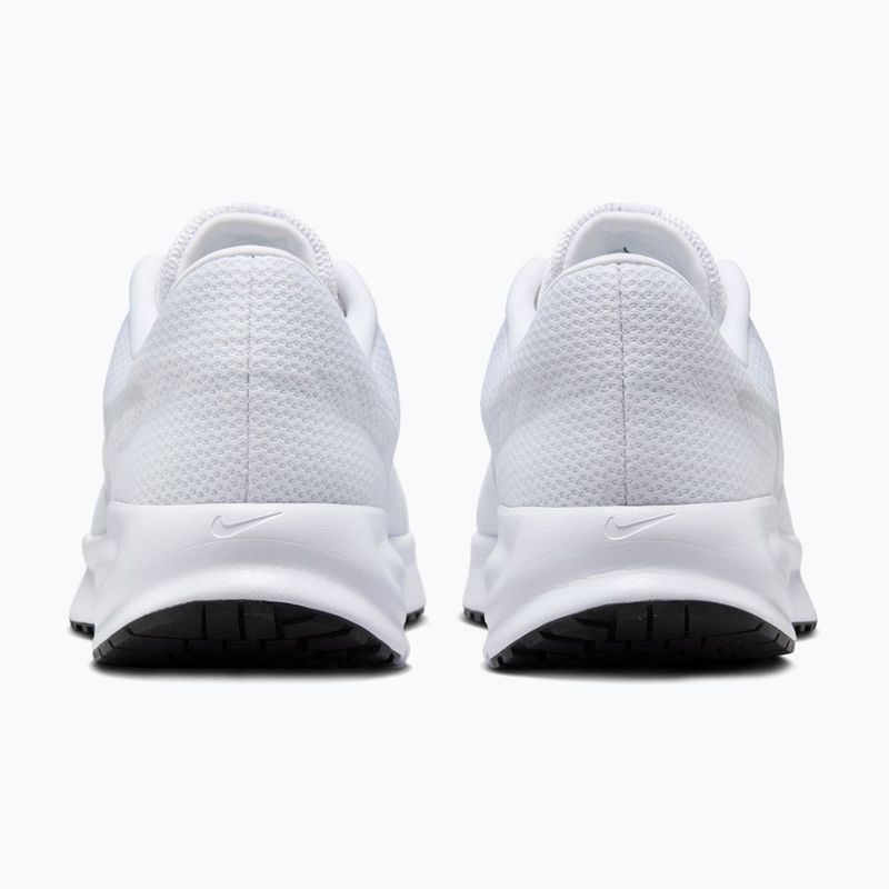 Кросівки для бігу чоловічі Nike Run Defy white/black/pure platinum 4