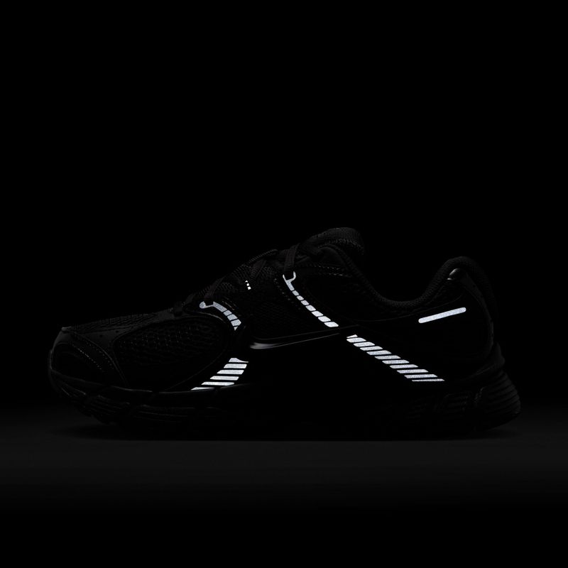 Кросівки жіночі Nike V5 RNR black/anthracite/black 8