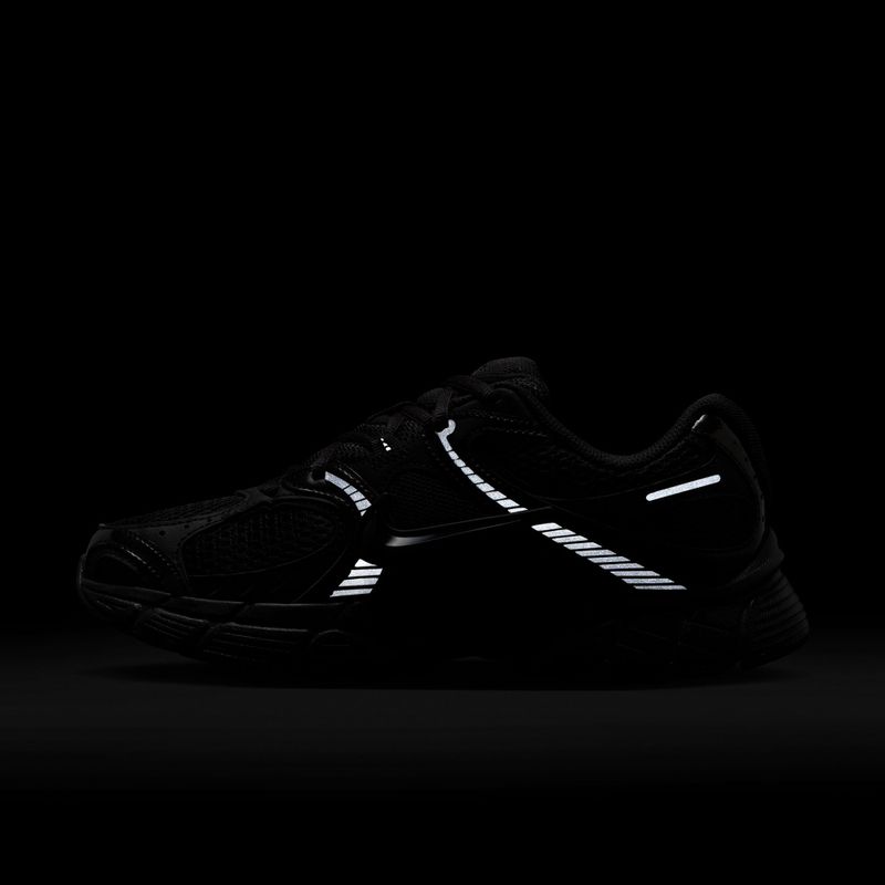 Кросівки жіночі Nike V5 RNR black/anthracite/black 9