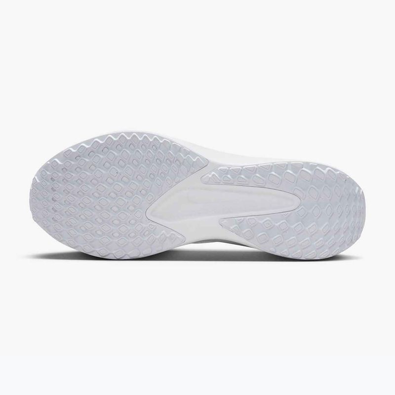 Кросівки для бігу чоловічі Nike Quest 6 white / platinum tint / white 5