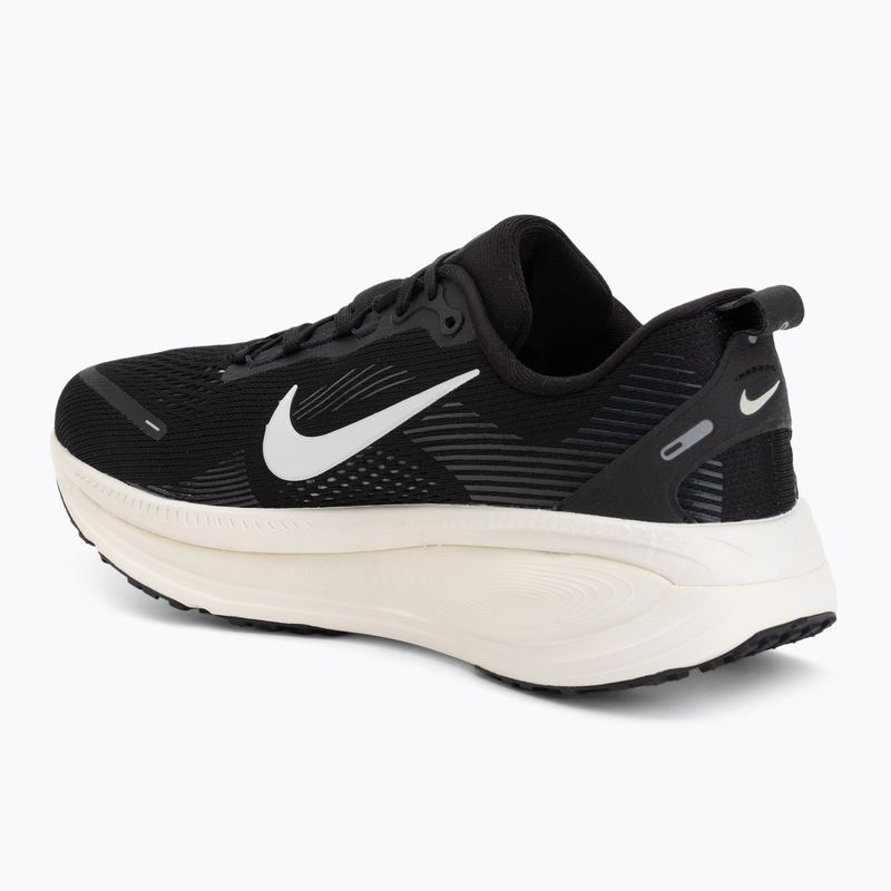 Кросівки для бігу чоловічі Nike Vomero 18 black/coconut milk/summit white 3