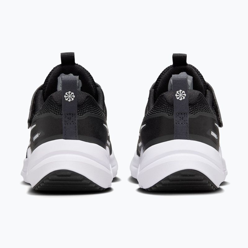 Кросівки для бігу дитячі Nike Cosmic Runner black/anthracite/white 4