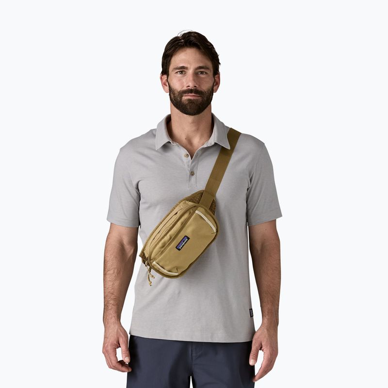 Сумка-бананка Patagonia Fieldsmith Hip Pack 5 л classic tan 4