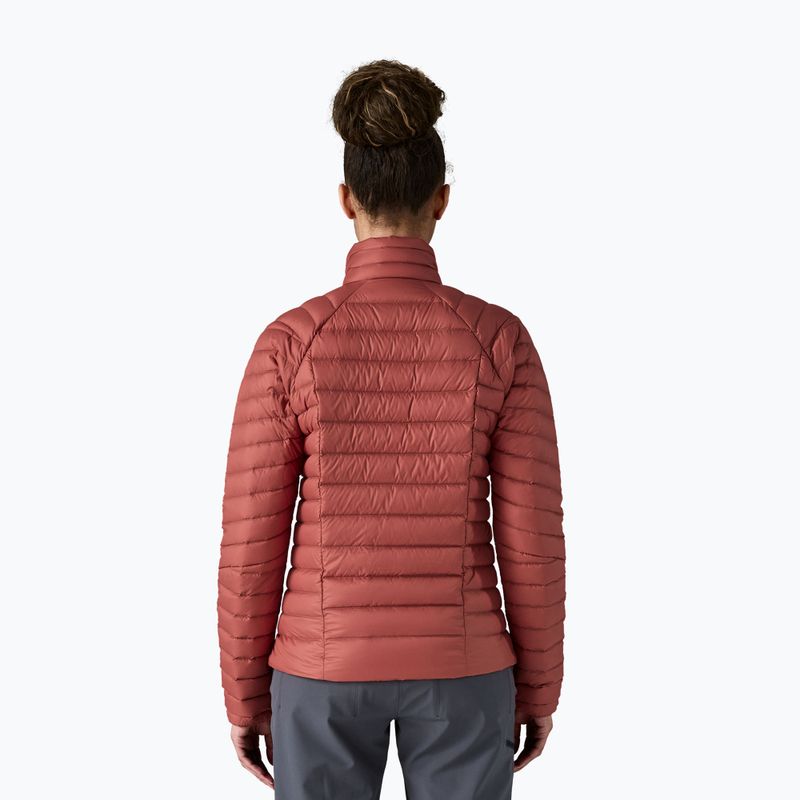 Пуховик жіночий Patagonia Down Sweater potters red 3