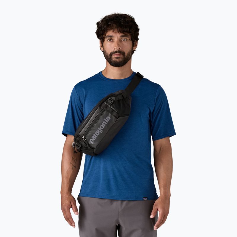 Сумка-бананка Patagonia Black Hole Waist Pack 5 л black / black 6