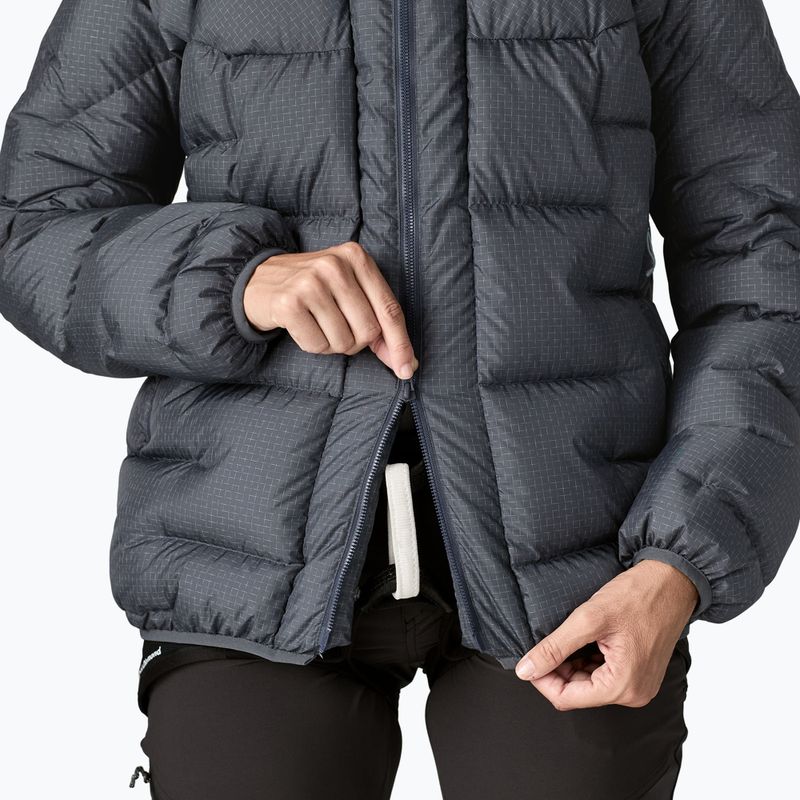 Пуховик жіночий Patagonia Durable Down Parka smolder blue 8