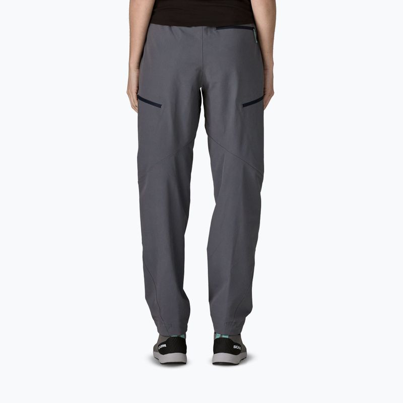 Штани трекінгові жіночі Patagonia Free Wall smolder blue 3