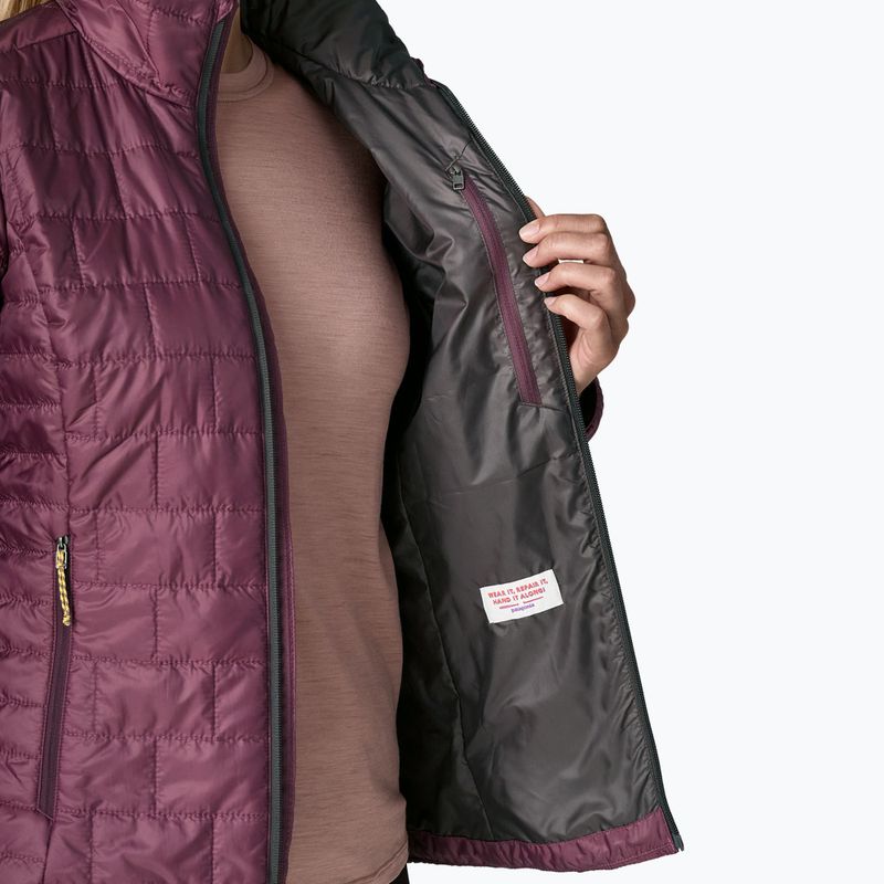 Куртка утеплена жіноча Patagonia Nano Puff berry fig 7
