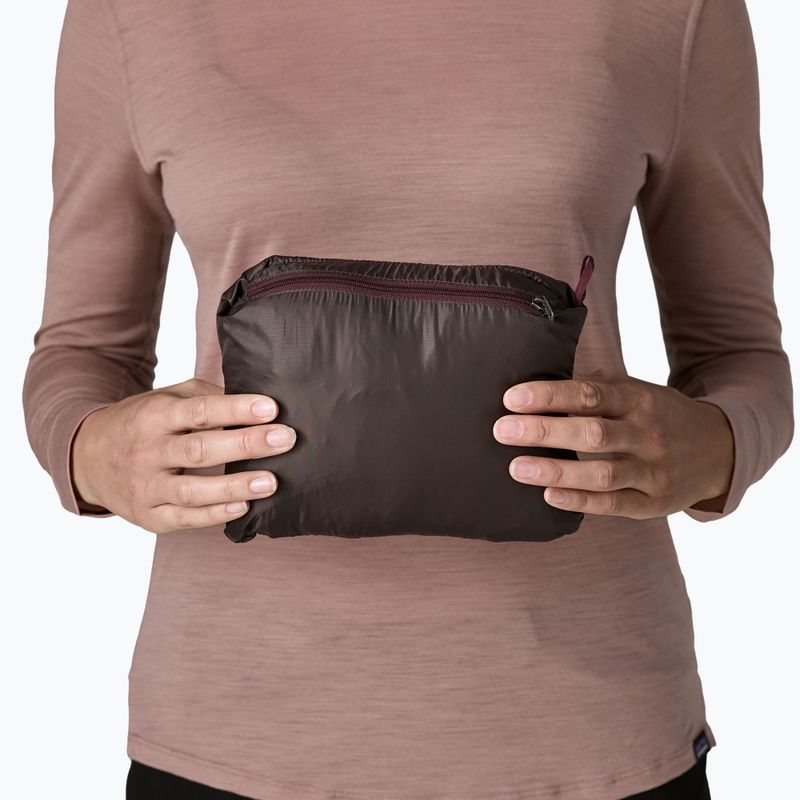 Куртка утеплена жіноча Patagonia Nano Puff berry fig 9