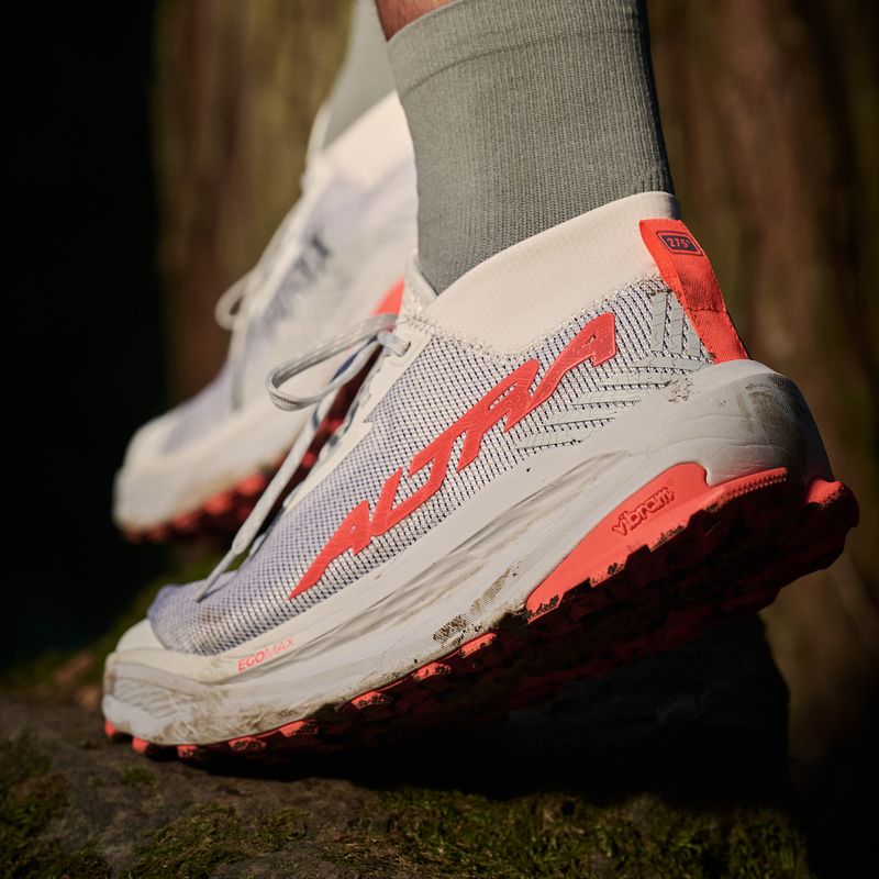 Кросівки для бігу чоловічі Altra Olympus 275 Hilo vaporous gray/fiery coral 8