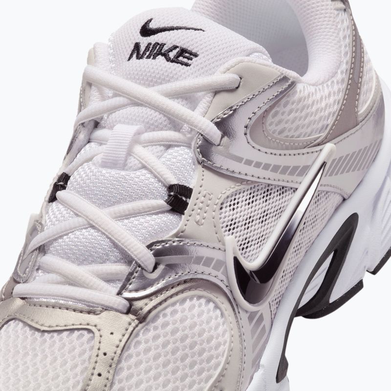 Взуття чоловіче Nike V5 RNR white/vast grey/college grey/black 3