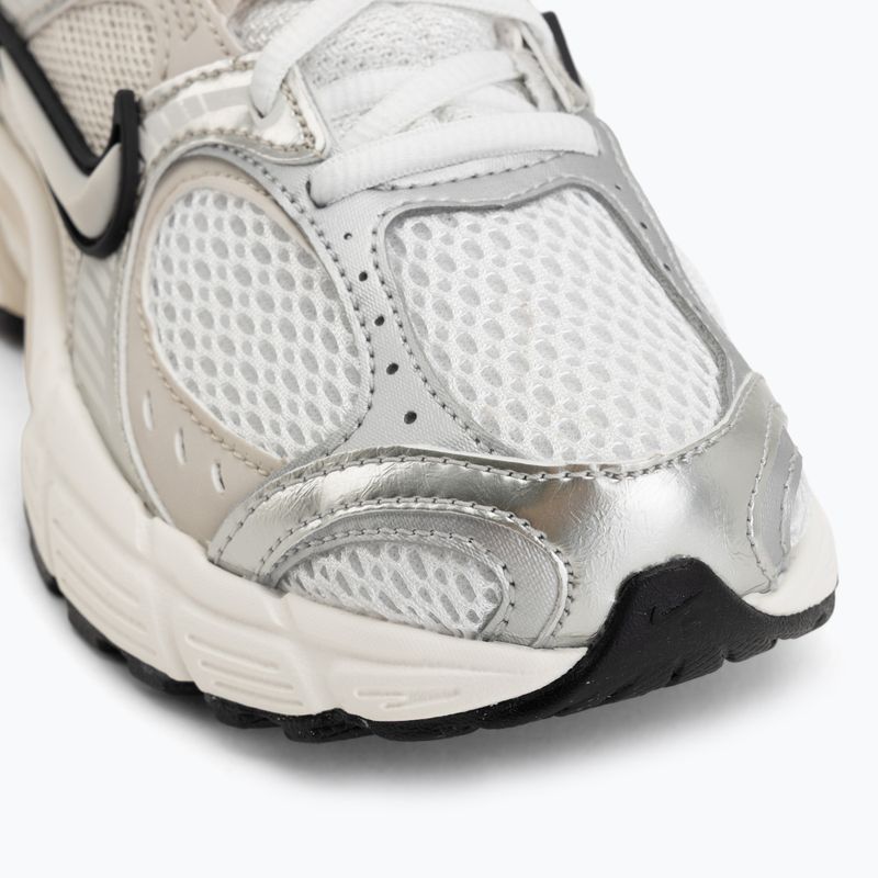 Взуття жіноче Nike V5 RNR summit white/sail/black/light orewood brown 7