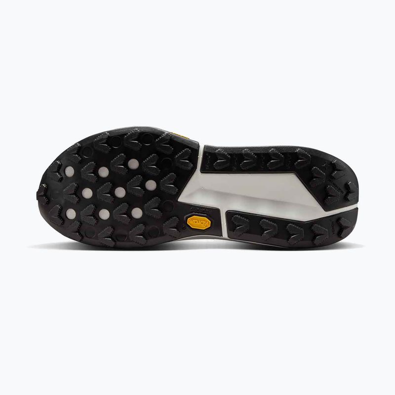 Кросівки для бігу жіночі Nike Zegama 2 vast grey/sanddrift/summit white/black 5