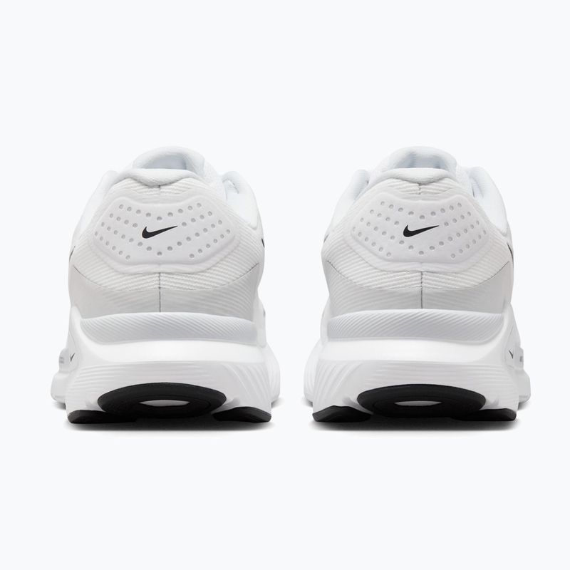 Кросівки для бігу жіночі Nike Structure 26 white/pure platinum/black 11