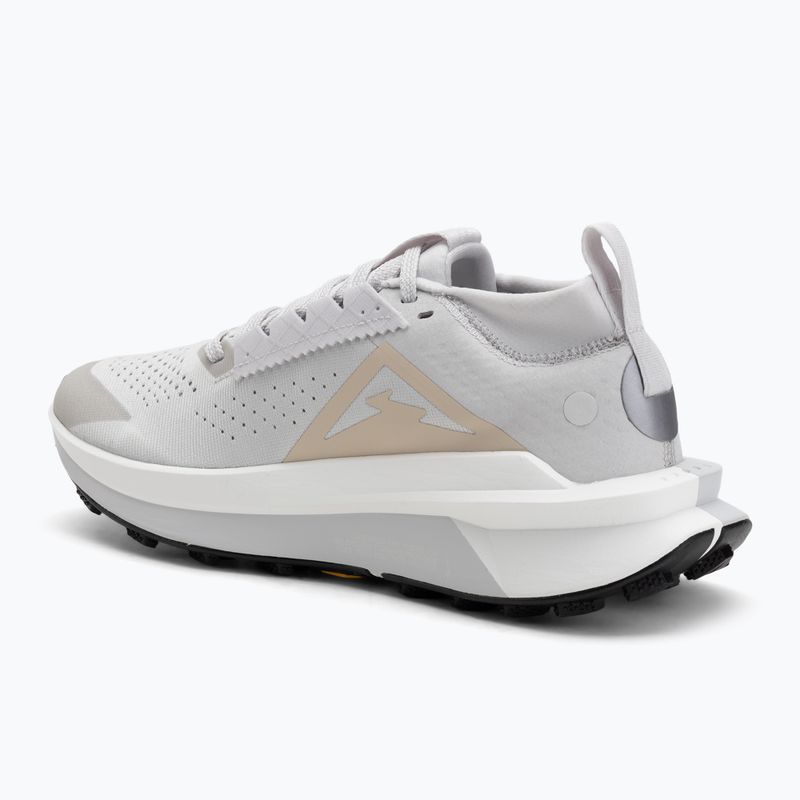 Кросівки для бігу жіночі Nike Zegama 2 vast grey/sanddrift/summit white/black 3