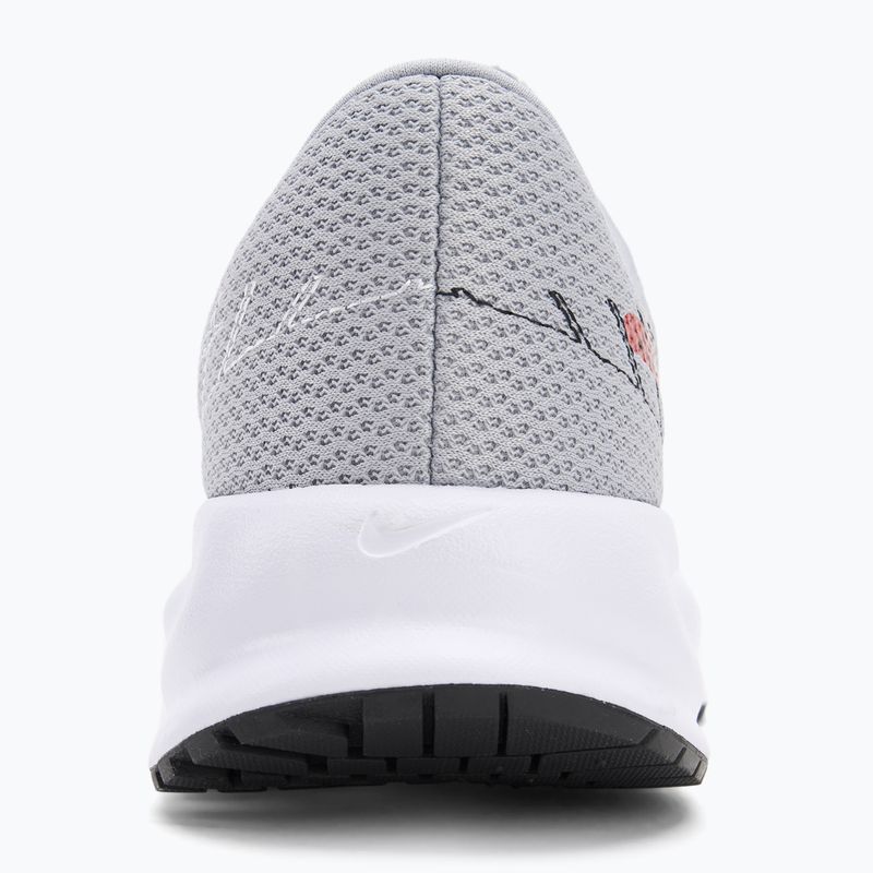 Кросівки для бігу чоловічі Nike Run Defy wolf grey / bright crimson / black / white 6