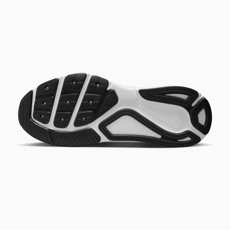 Кросівки для бігу жіночі Nike Structure 26 black/cool grey/metallic silver/white 12