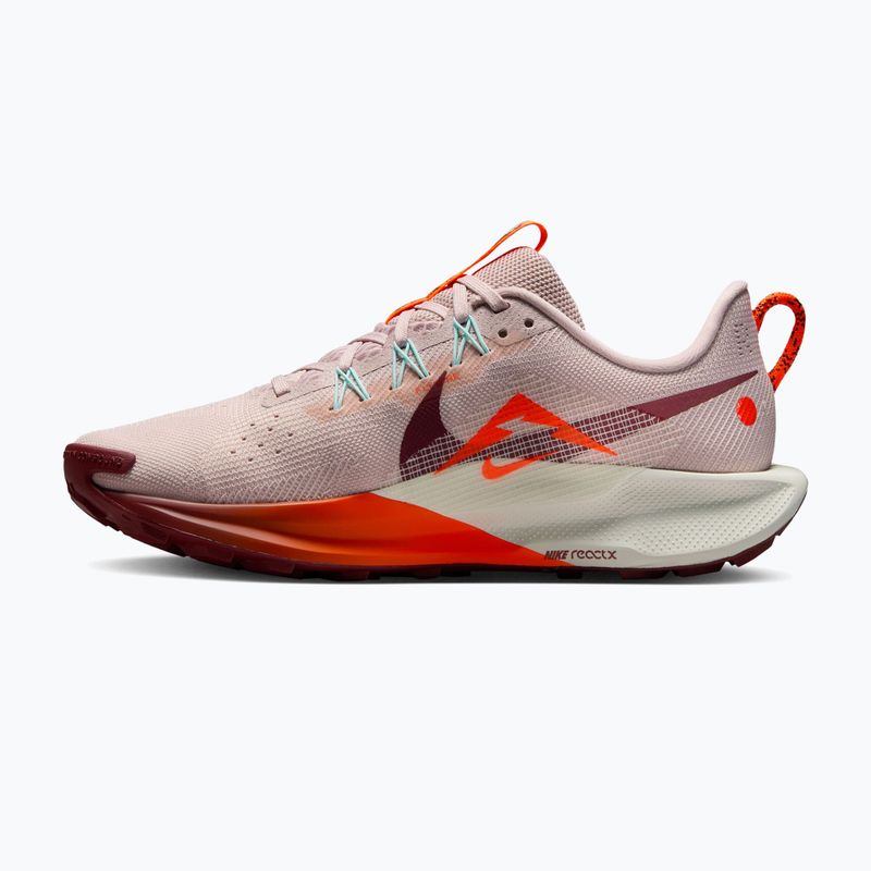 Кросівки для бігу жіночі Nike Pegasus Trail 5 silt red/hyper crimson/dark team red 2