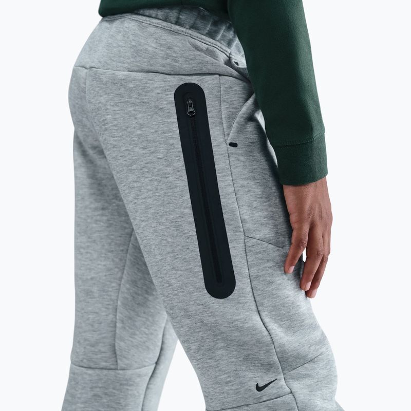 Штани дитячі Nike Sportswear Tech Fleece dark grey heather/black/black 8