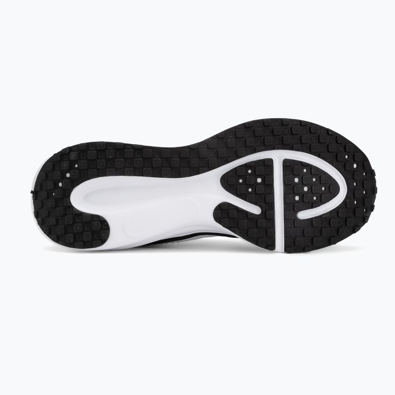 Кросівки для бігу жіночі Nike Revolution 8 Extra Wide black/black/white 4