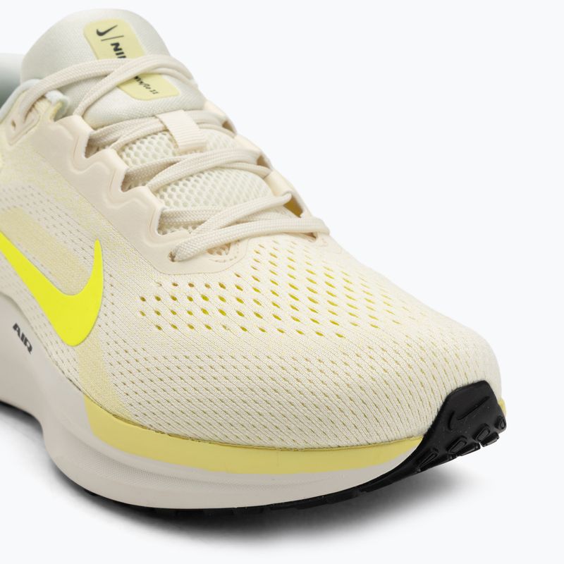Чоловічі кросівки для бігу Nike Winflo 11 coconut milk/neon yellow/light zitron/volt 7