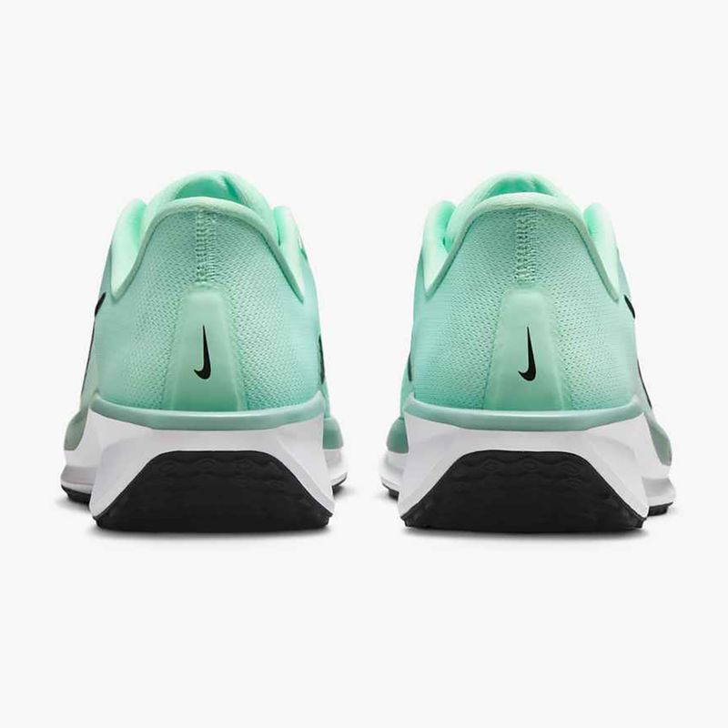 Кросівки для бігу жіночі Nike Quest 6 mint foam / black / cannon / white 4