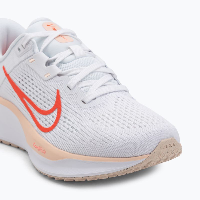 Кросівки для бігу жіночі Nike Quest 6 white / bright crimson / washed coral 7