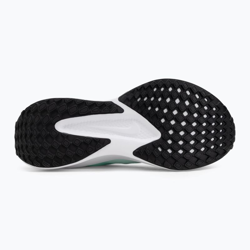 Кросівки для бігу жіночі Nike Quest 6 mint foam / black / cannon / white 4