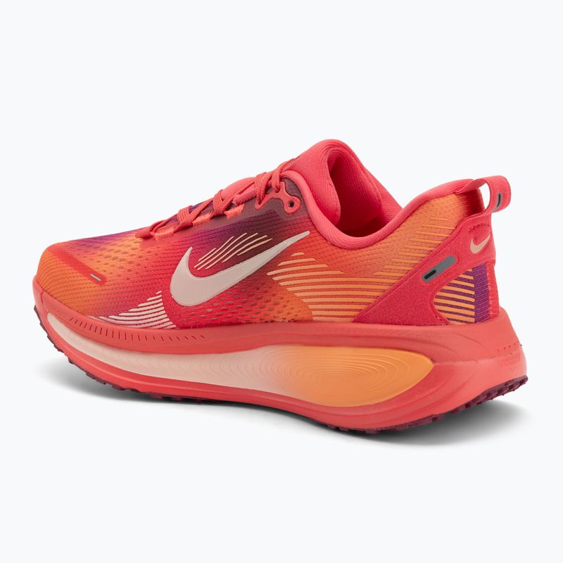 Кросівки для бігу жіночі Nike Vomero 18 SE ember glow/sweet beet/marrakesh/washed coral 3