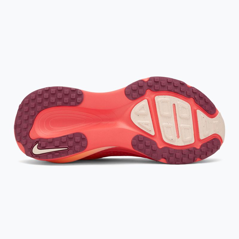 Кросівки для бігу жіночі Nike Vomero 18 SE ember glow/sweet beet/marrakesh/washed coral 4