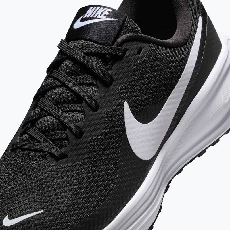 Жіночі бігові кросівки Nike Revolution 8 Extra Wide black/black/white 8