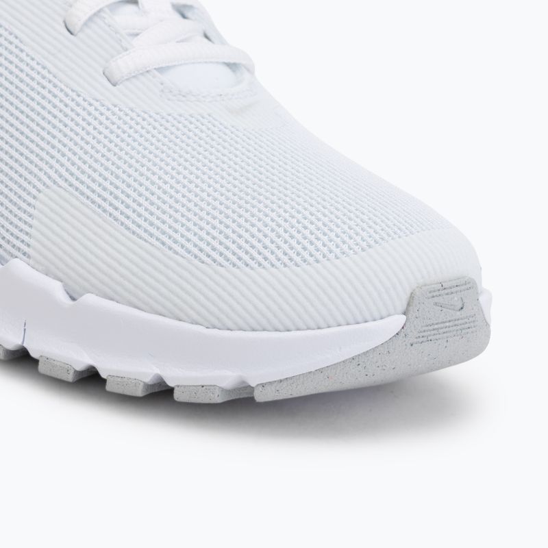 Кросівки для тренувань жіночі Nike Flex Train white/photon dust/metallic silver 7