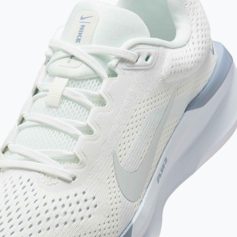 Кросівки для бігу жіночі Nike Winflo 11 summit white/metallic silver 14