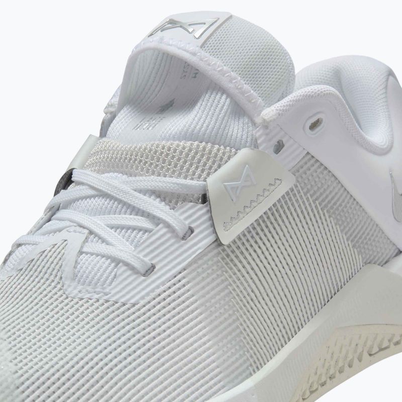 Жіночі тренувальні кросівки Nike Metcon 10 white/platinum tint/metallic silver 9