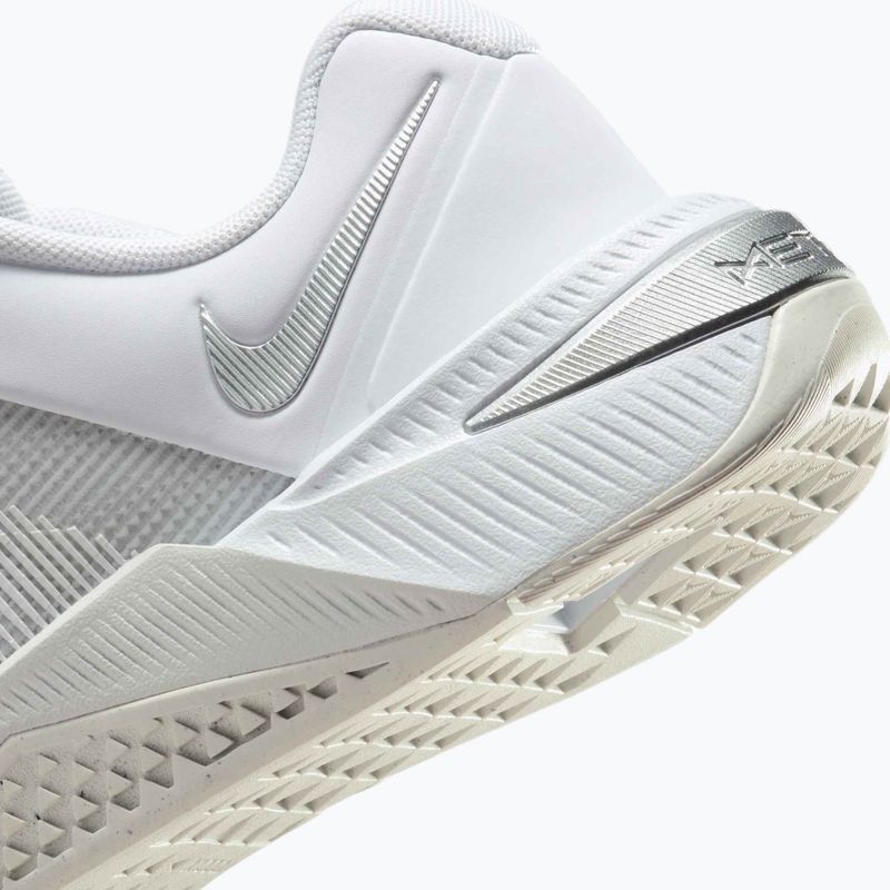 Жіночі тренувальні кросівки Nike Metcon 10 white/platinum tint/metallic silver 10