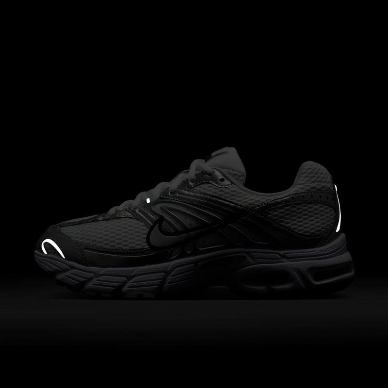 Взуття жіноче Nike Air Max Moto 2K white/metallic silver/black/photon dust 7