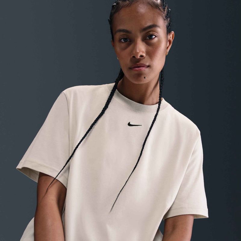 Футболка жіноча Nike Sportswear Essential light bone 7