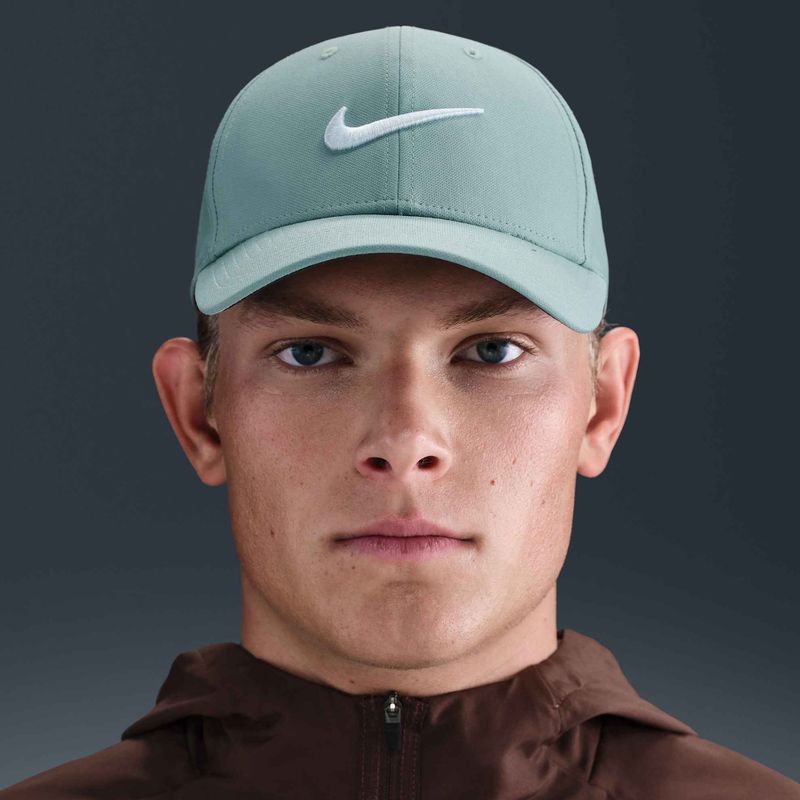 Кепка Nike Dri-FIT Club cannon/white 7