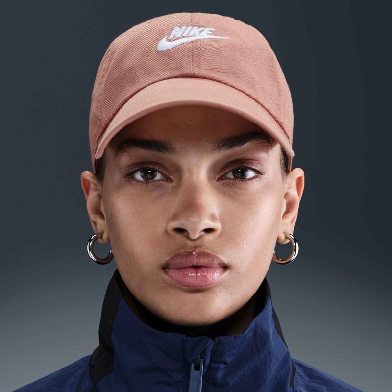 Кепка Nike Club Unstructured Futura Wash rose gold/white 7