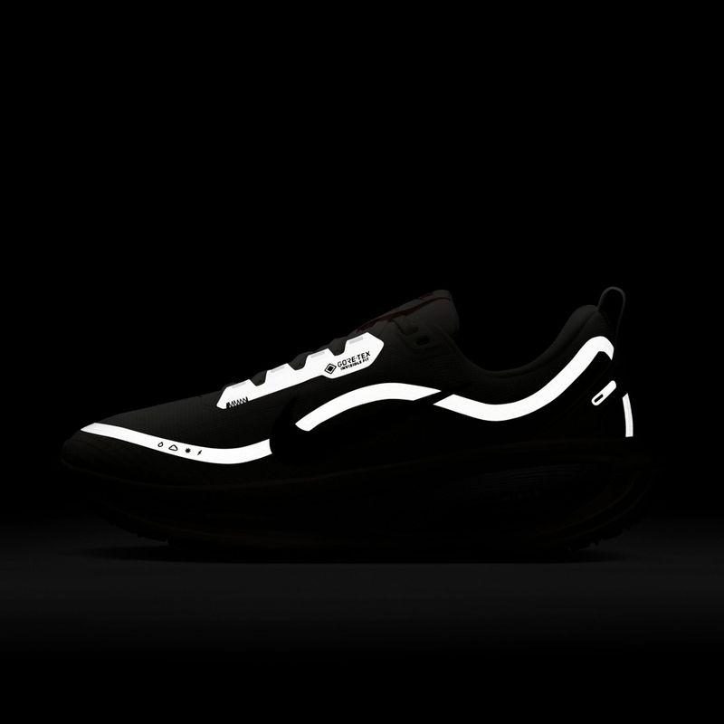 Кросівки для бігу жіночі Nike Vomero 18 GORE-TEX pale ivory/football grey/sundial/sequola 9