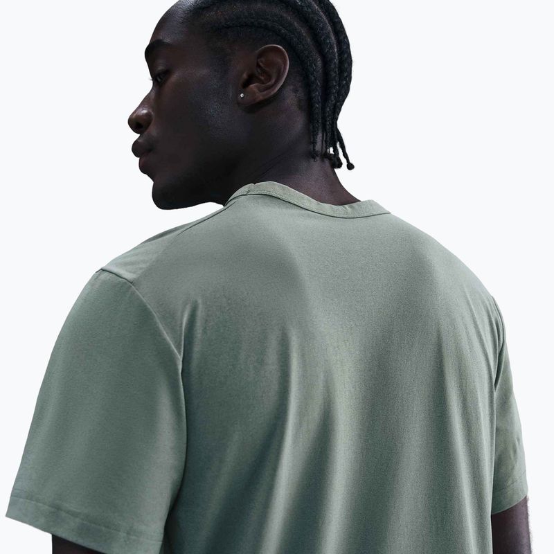 Футболка чоловіча Nike Dri-Fit UV Hyverse clay green/clay green 4