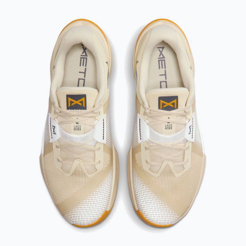 Чоловічі тренувальні кросівки Nike Metcon 10 light khaki/gold leaf/iron grey 12