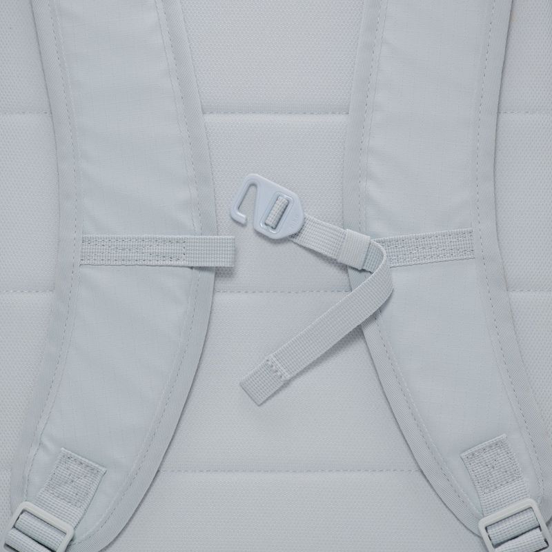 Рюкзак міський Nike Heritage 23 л pure platinum/metallic silver 10
