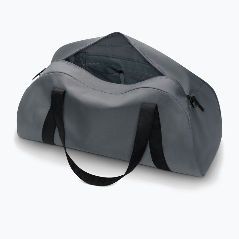 Жіноча тренувальна сумка Nike Gym Club 24 l smoke grey/black/white 5