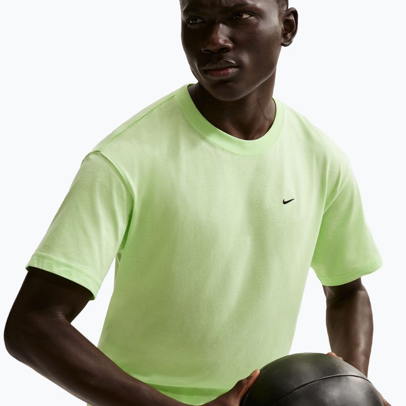 Футболка для тренувань чоловіча Nike N.A.C light liquid lime 5